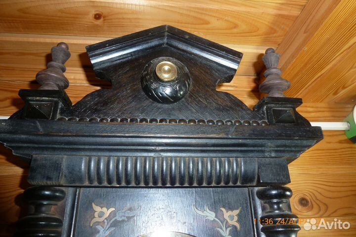 Старинные настенные антикварные часы