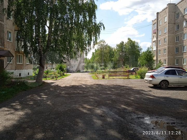 4-к. квартира, 61 м², 1/5 эт.