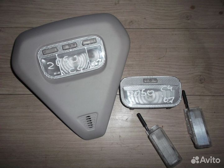 Плафон салонный Citroen C4 Picasso