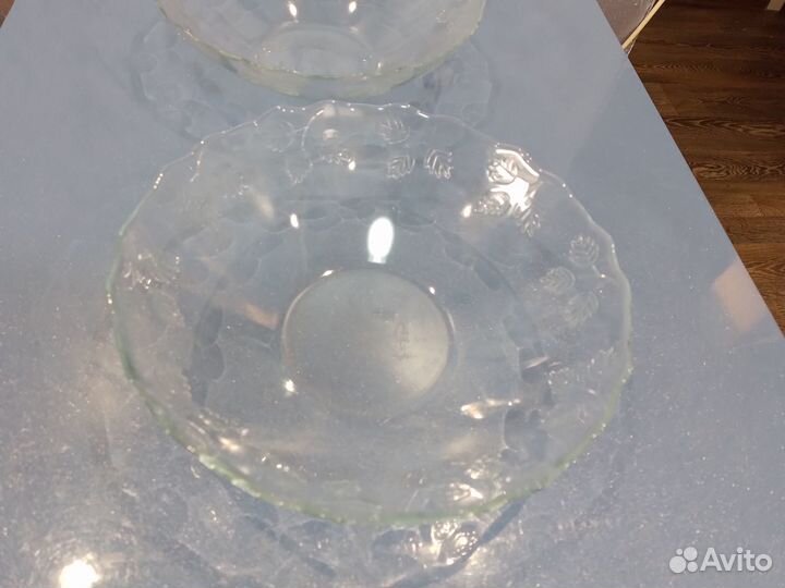 Салатники большие 2 шт. стекло