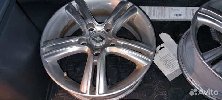R15 Yokohama BluEarth E75 225/Другое, PCD 5x114.3 DIA 66.1