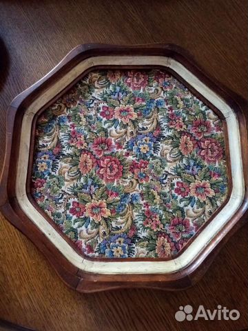 Деревянный поднос с гобеленом. Винтаж. Германия