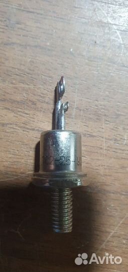 Диоды, тиристоры, транзисторы, резисторы новые