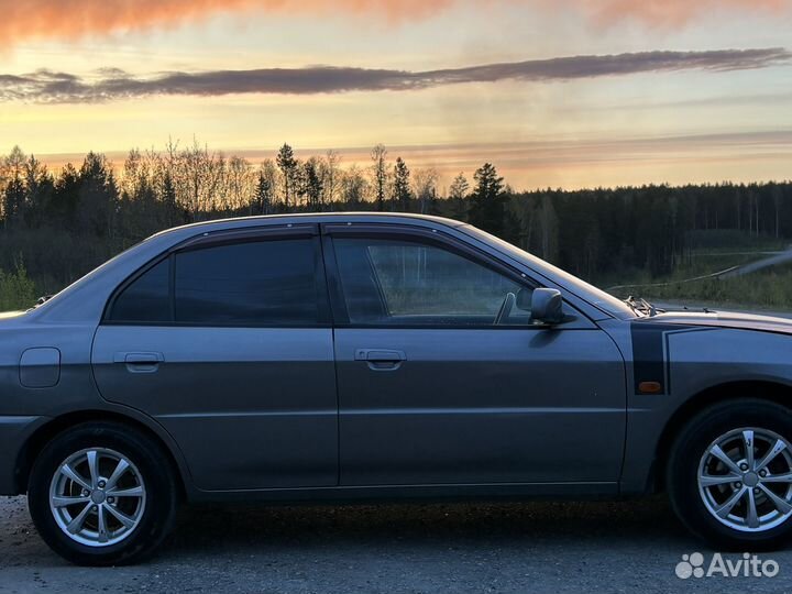 Mitsubishi Mirage 1.5 AT, 1998, 230 000 км