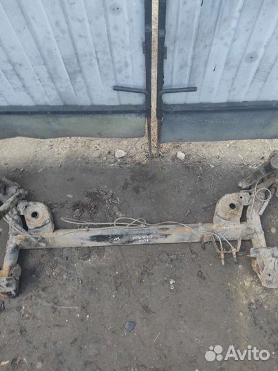 Балка задняя renault clio 2 symbol 1