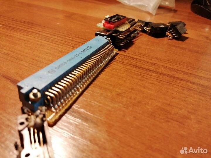 Радиодетали СССР, п/з. жёлтые радиодетали