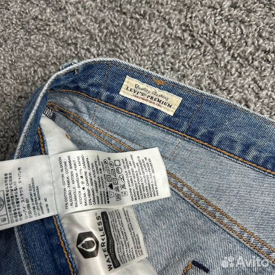 Джинсы Levi's Premium
