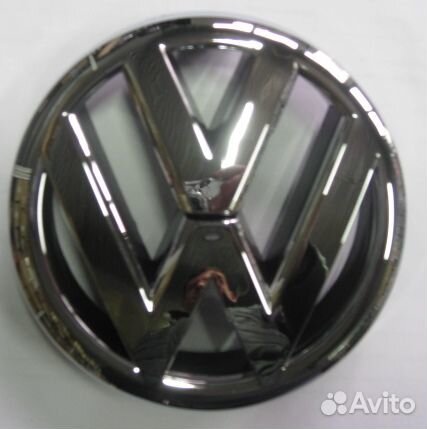 Эмблема решетки радиатора Polo sedan 2010-2015