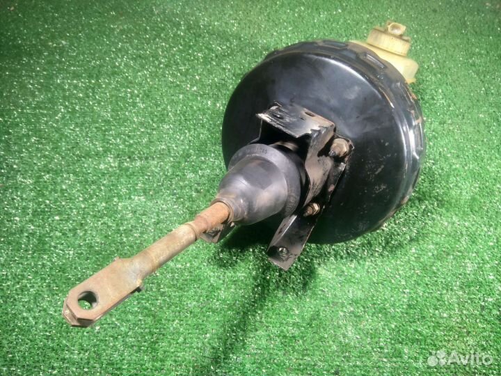 Главный тормозной цилиндр Opel Vectra B