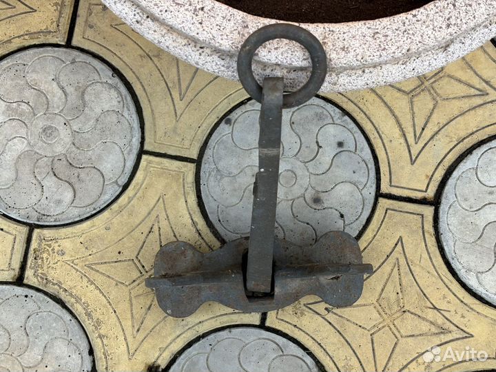 Якорь холла