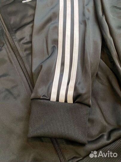 Спортивный костюм adidas