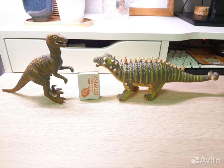 Динозавры из 2000х