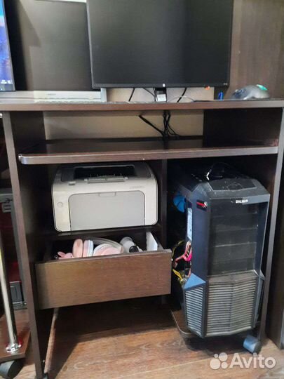 Компьютерный столик бу