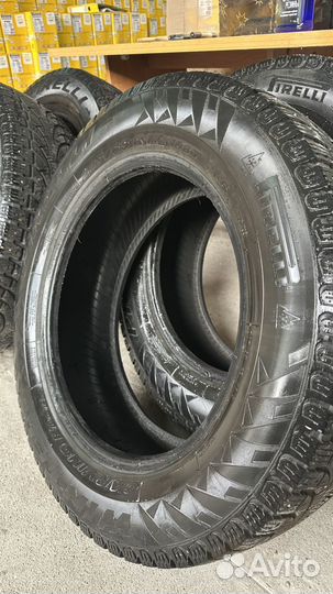 Pirelli Winter Carving Edge 225/65 R17 106T