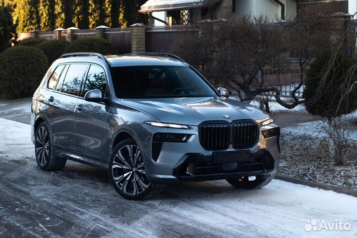 BMW X7 3.0 AT, 2024, 4 600 км