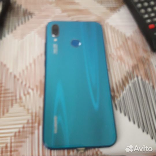 Телефон huawei p20 lite