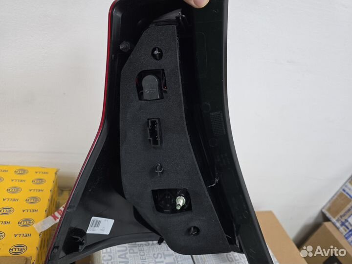 Фонарь задний рено сандеро