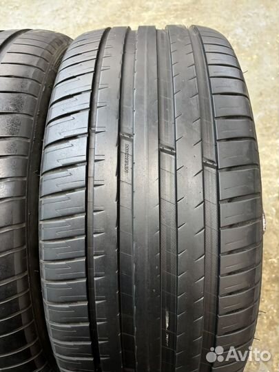 Michelin Pilot Sport 4 255/40 R21