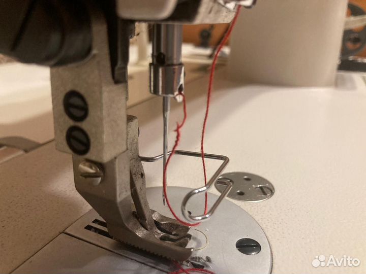 Швейная машина с шагающей лапкой