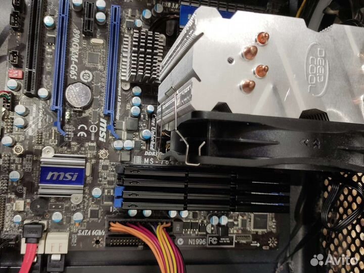 Материнская плата с процессором am3+