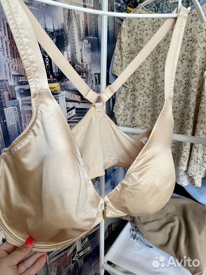 Бюстгалтер