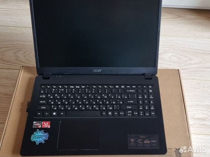 Ноутбук acer aspire 3 Amd ryzen5 3500U