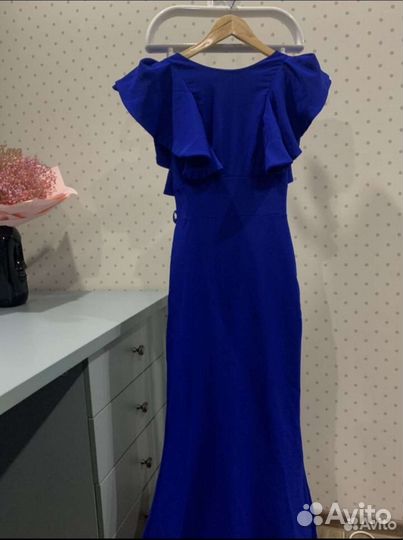Вечернее платье