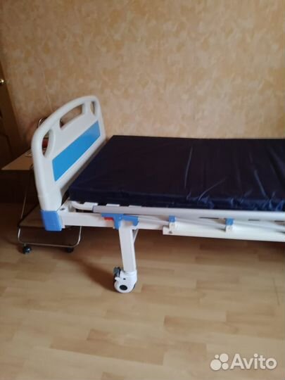 Кровать медицинская для лежачих