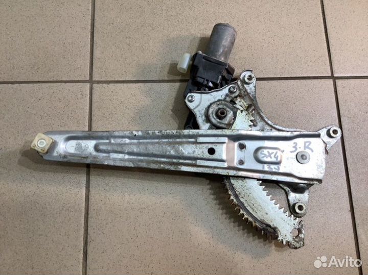 Стеклоподъемник электрический задний правый Suzuki