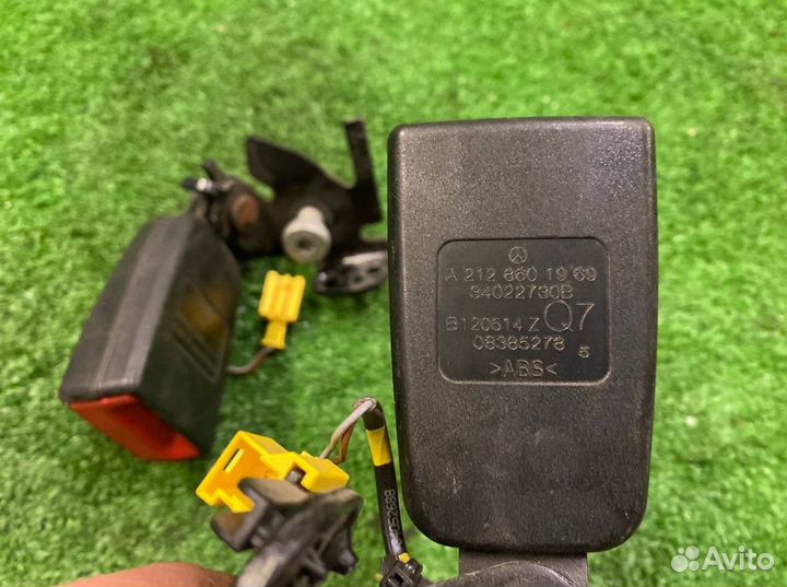 Замок ремня безопасности задний левый