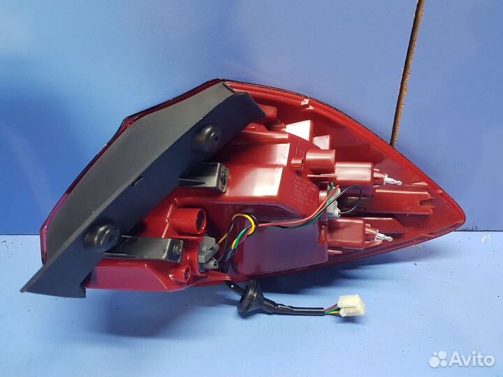 Фонарь левый Kia Ceed 2