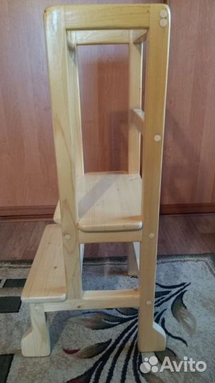 Башня помощника Монтессори