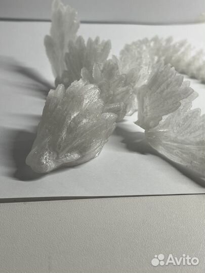 Дракон с крыльями подвижный