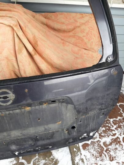 Крышка багажника Nissan X-Trail T31