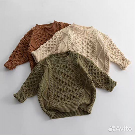Свитер для мальчика 104-110