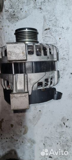 Генератор с обгонной муфтой 150А Volvo