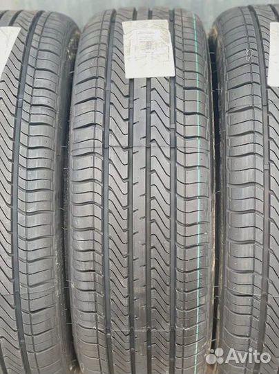 Triangle TR978 215/60 R16 95H