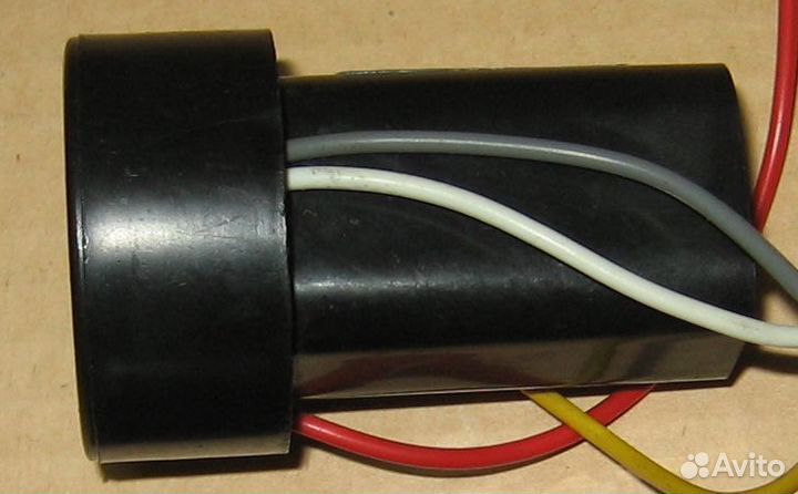 Конденсатор пусковой двойной evgo / avest 3 мкф