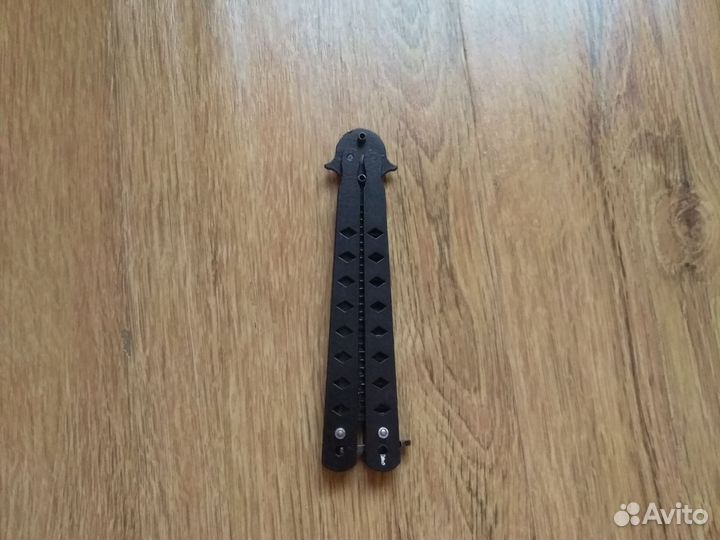 Нож бабочка расческа