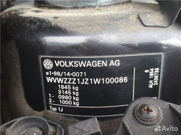 Разбор на запчасти Volkswagen Golf 4