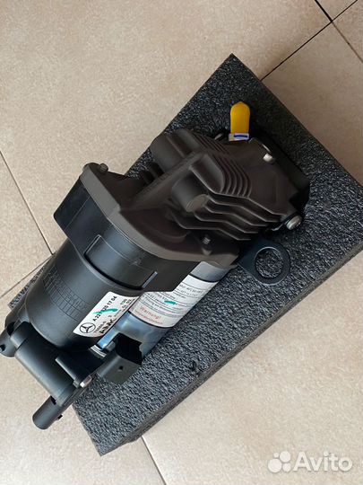 Пневмокомпрессор AMK на Mercedes W221