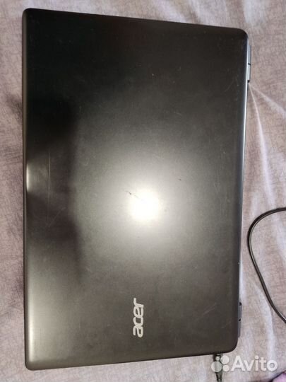 Acer E1-572G