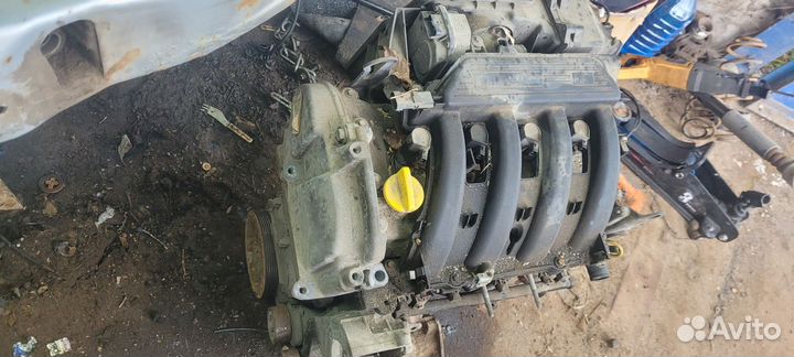 Renault logan K4MC697 АКПП двигатель