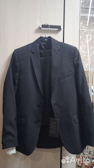 Продам костюм