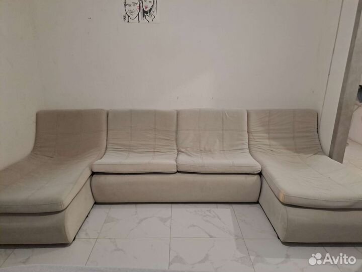 Диван П- образный