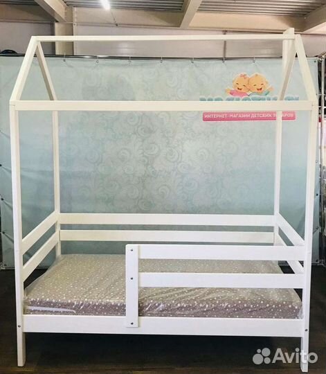 Детская кровать домик от 2 лет Г