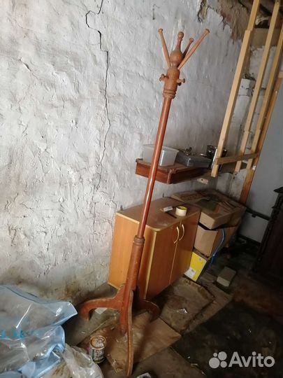 Вешалка напольная. Старинная. Дерево