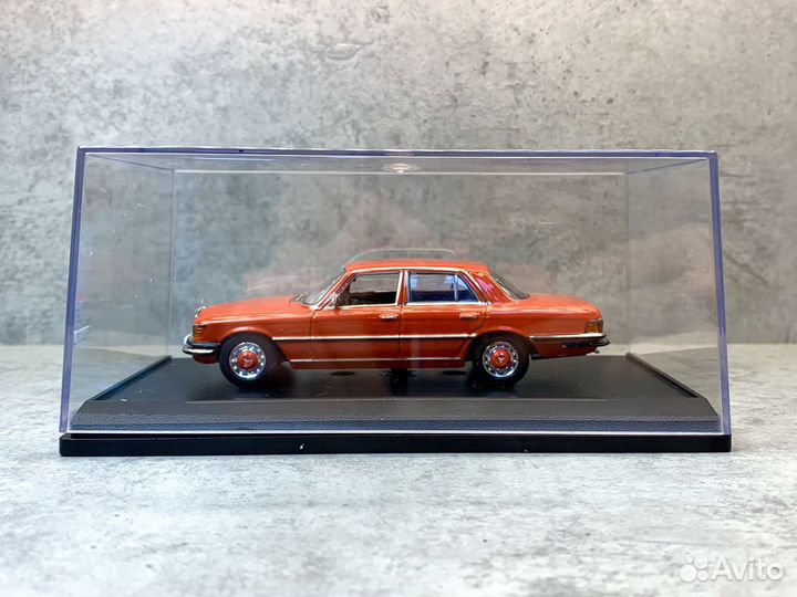 Коллекционная модель Mercedes-Benz 450SEL 1:43