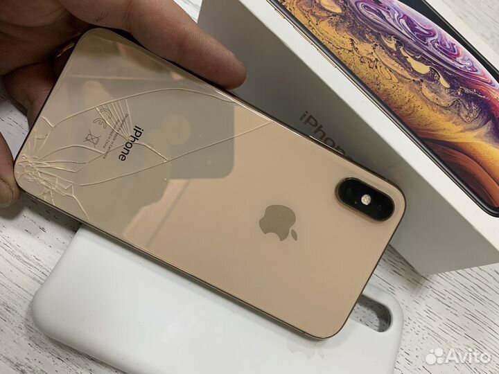 iPhone Xs, 64 ГБ