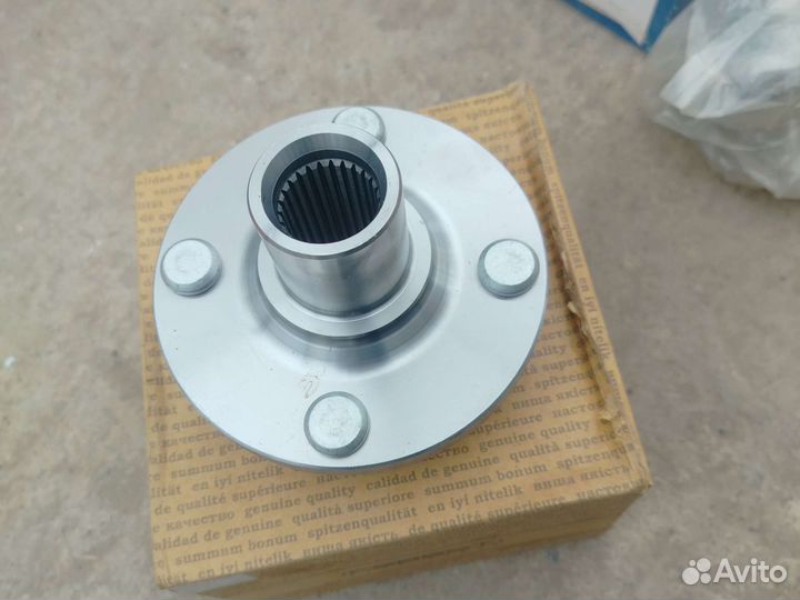 Ступица передняя Toyota Corolla 120